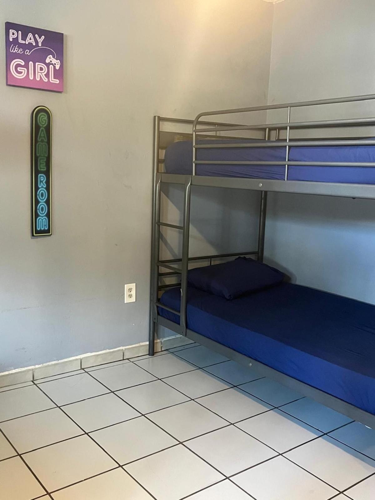 Beds & Sheets Little Havana 마이애미 외부 사진