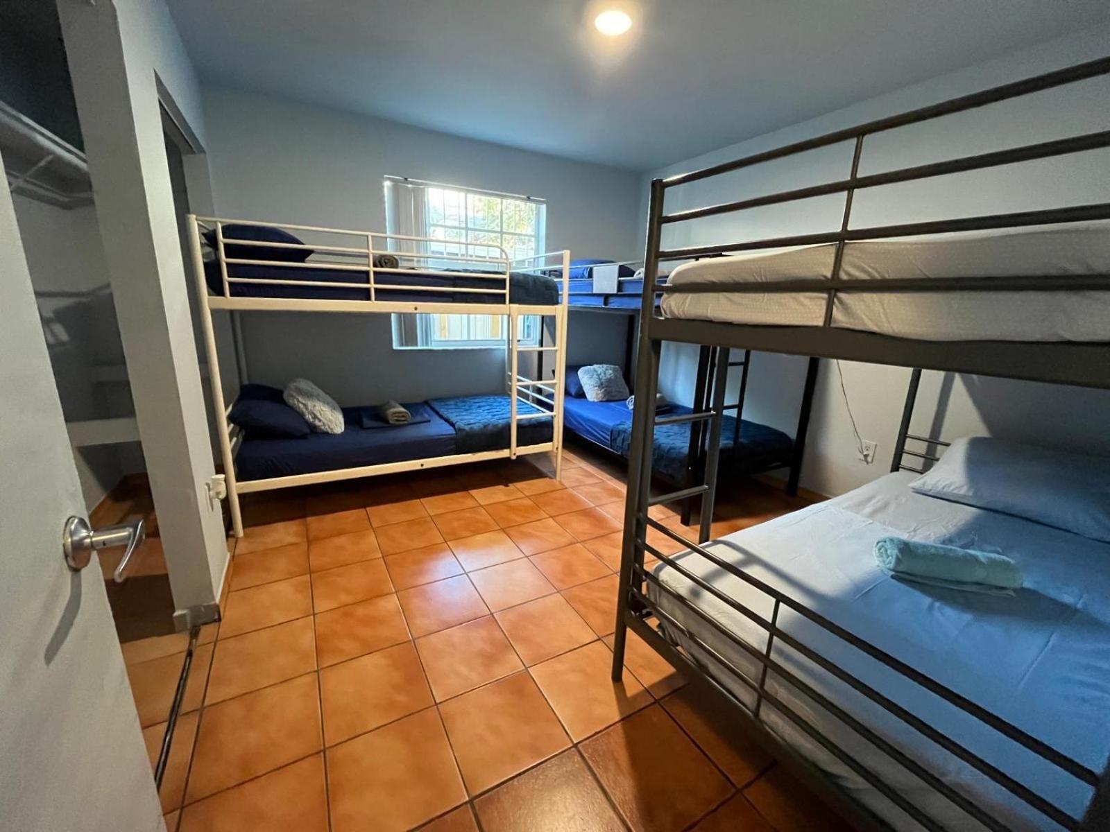 Beds & Sheets Little Havana 마이애미 외부 사진